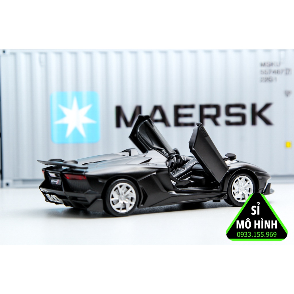 Mô hình xe Lamborghini Aventador J 1:32