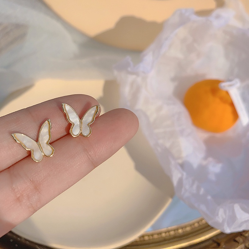 Khuyên tai hình bướm nhỏ đơn giản thời trang cá tính cho nữ