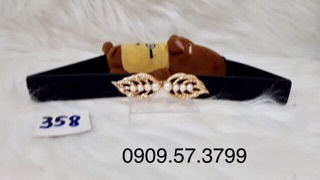 Thắt lưng bản 3cm. Mặt lá đính hạt trai.MS358