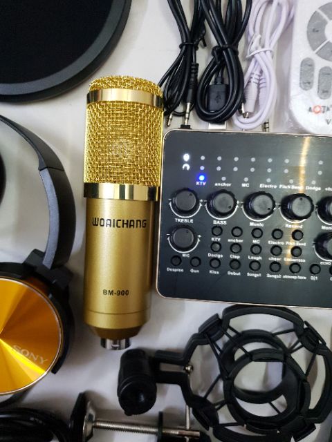 COMBO THU ÂM LIVESTREAM MÍC BM900 WOAICHANG SOUND CARD V10 CHÂN KẸP MÀNG LỌC TẶNG TAI NGHE 450 BH 6 THÁNG ĐỔI MỚI