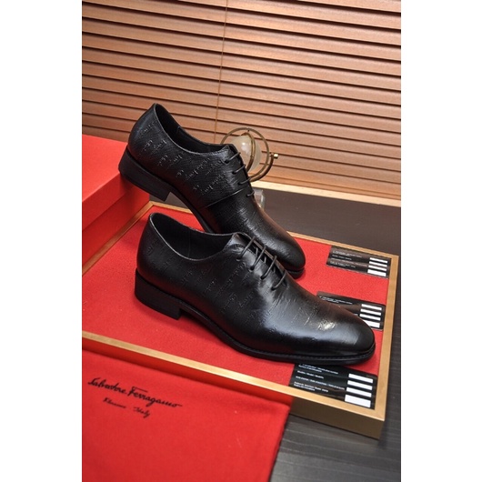 Giày tây công sở cho nam da thật thương hiệu Salvatore Ferragamo cao cấp có 3 mẫu lựa chọn