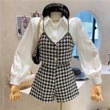 Sét sơ mi quần đùi năng động cá tính Active với ao dây caro và sơ mi trắng phối quần đùi caro, chất vải bố mềm
