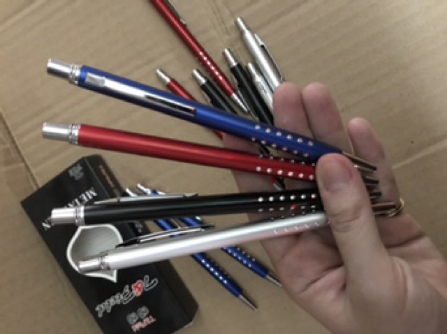 Bút bi bấm cao cấp mã 2284
