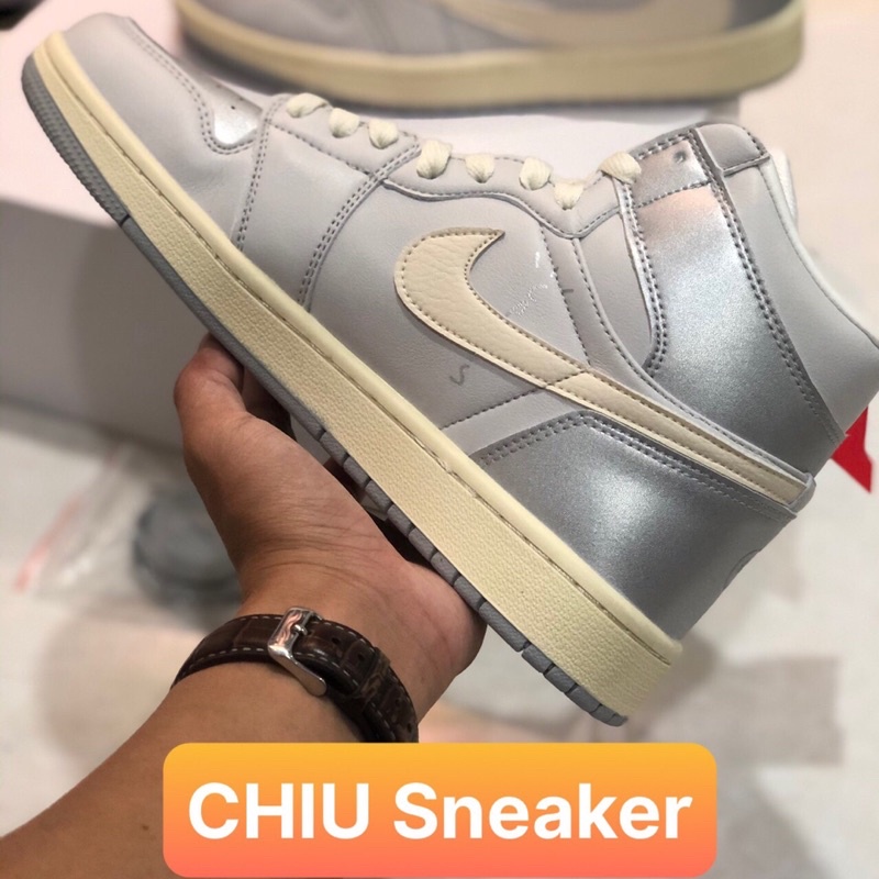 [ CHIU Sneaker 1 ] Giày thể thao Jordan cổ cao bạc travits phiên bản độc lạ hiếm da thật