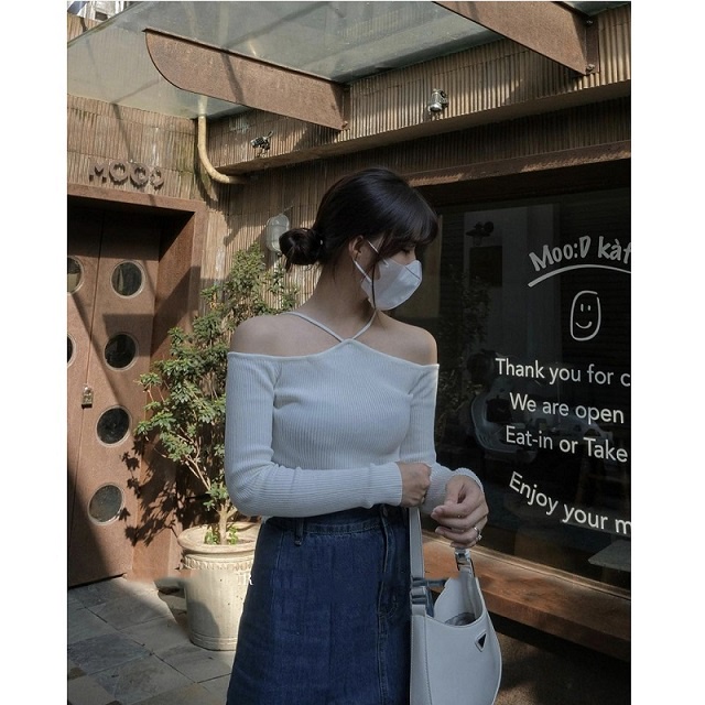 Áo Dệt Kim Trễ Vai Phối Dây Mảnh Màu Trơn Phong Cách Hàn Quốc - Blue Clothes