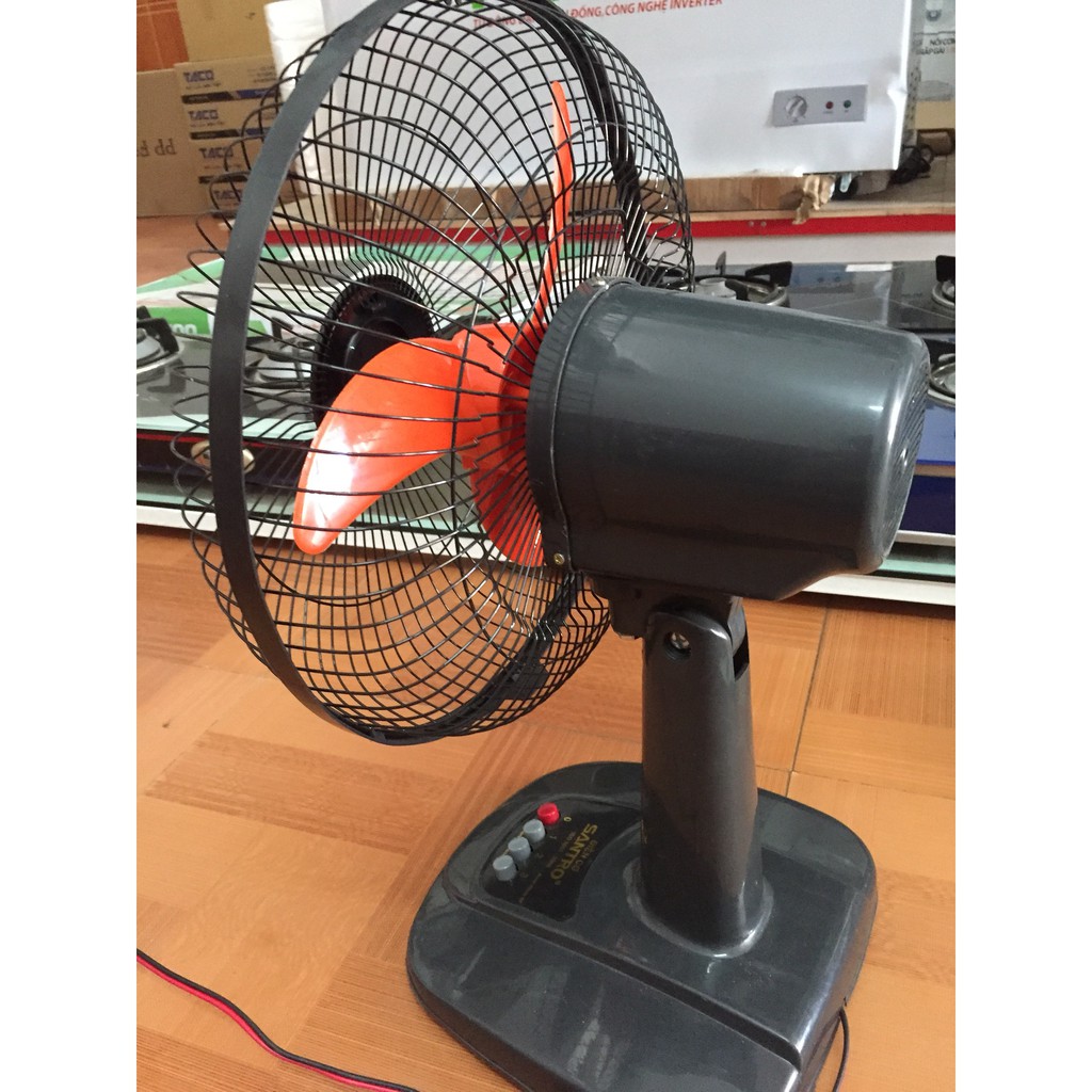 QUẠT ĐỂ BÀN KẸP BÌNH ẮC QUY 12V | BigBuy360 - bigbuy360.vn