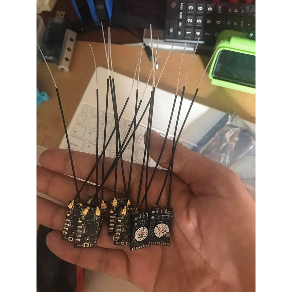 Bộ nhận tín kiêu rx Lr1000  cho sóng frsky taranis,qx7 x9d