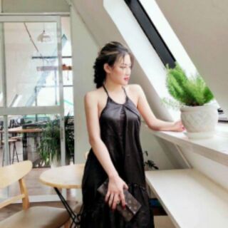 Đầm yếm phi
