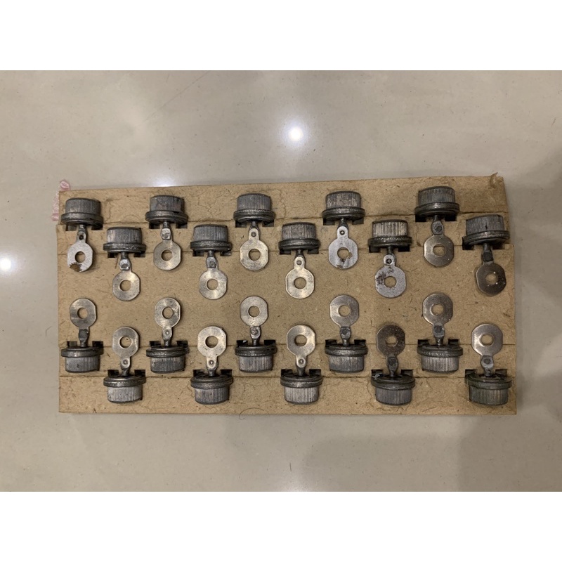 [DIODE] Đi-ốt  khuy áo đỏ đen giá cho 1 đôi