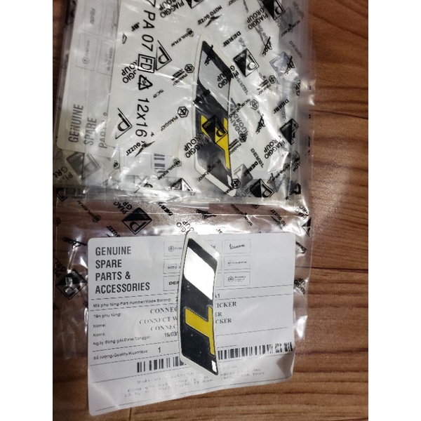 2 chiếc Tem vành vespa HPE, tem vành xe vespa gts HPE