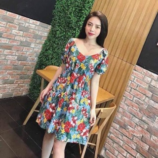 Đầm trễ vai