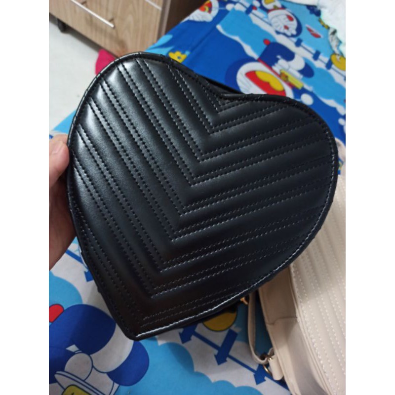 Balo thủy tiên trái tim