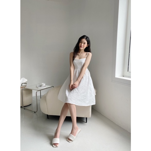 YU CHERRY | Đầm hai dây tôn dáng phù hợp cho tiệc trà, tiệc đứng Bust Dress YD141