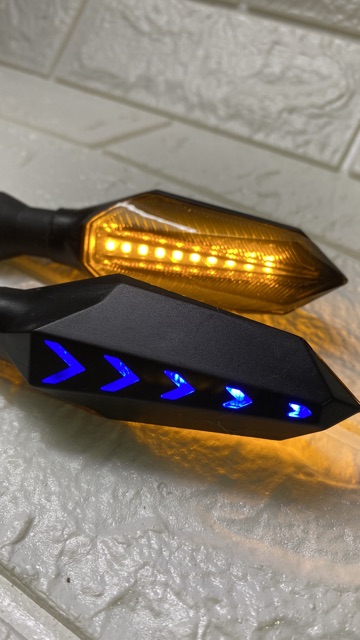 Đèn led xi nhan 2 chế độ chống gãy kiểu L17