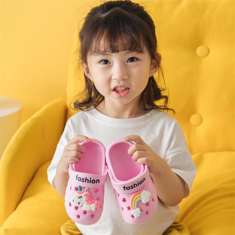 Kids Shoes Girls Boys Cartoon Closed-Toe Sandals Children Soft Mon-slip Beach Slipper Shoes