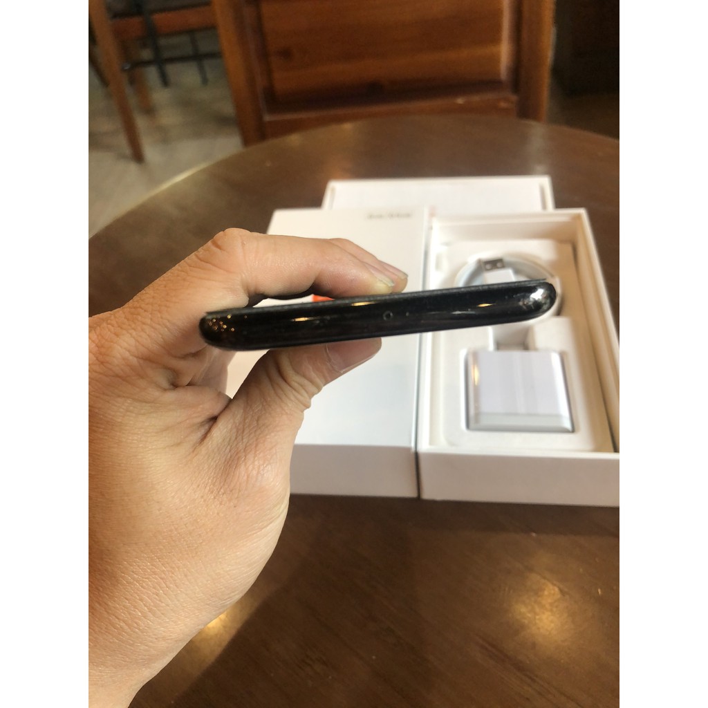 Điện thoại xiaomi mi 6 nguyên hộp ram 6gb bộ nhớ 64gb 2 sim | BigBuy360 - bigbuy360.vn