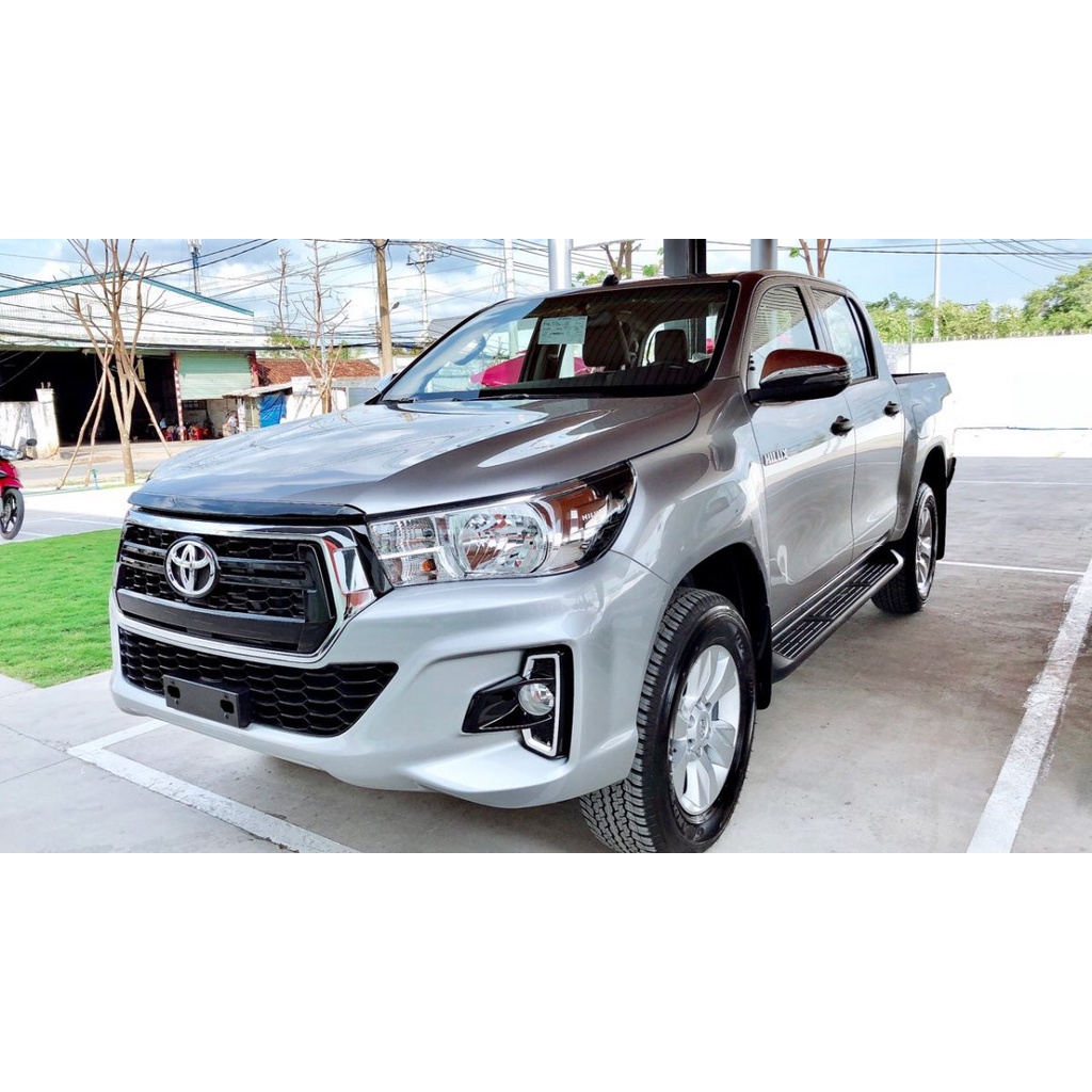 Logo chụp mâm, ốp lazang bánh xe ô tô Toyota Hilux 2016-2021