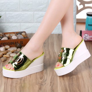 Dép sandal đế dày dành cho nữ