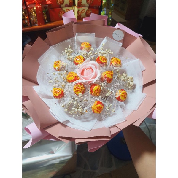 Bó hoa kẹo mút siêu xinh