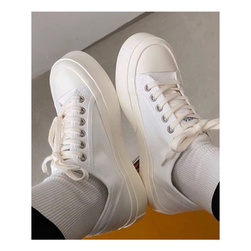 Giày Thể Thao Nữ Hoạ Tiết Gót Viền 2 Màu