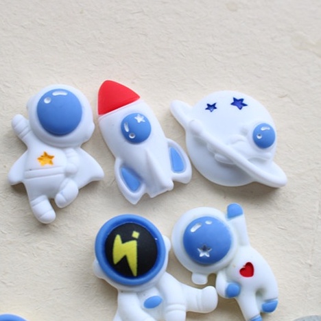 Set 5 Mô Hình Đồ Chơi UFO Độc Đáo Cho Điện Thoại