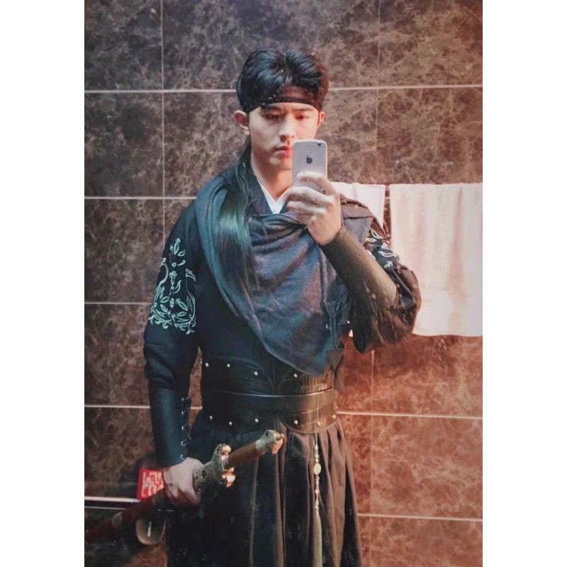 Dây buộc trán cổ trang
