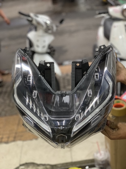 Đèn trước 2018 ( vario - Click)