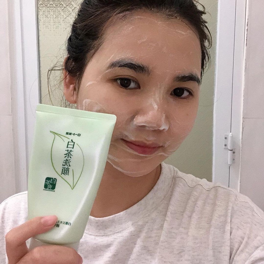 Sữa Rửa Mặt Trà Xanh Rohto Shirochasou Green Tea Foam 120g Nhật Bản