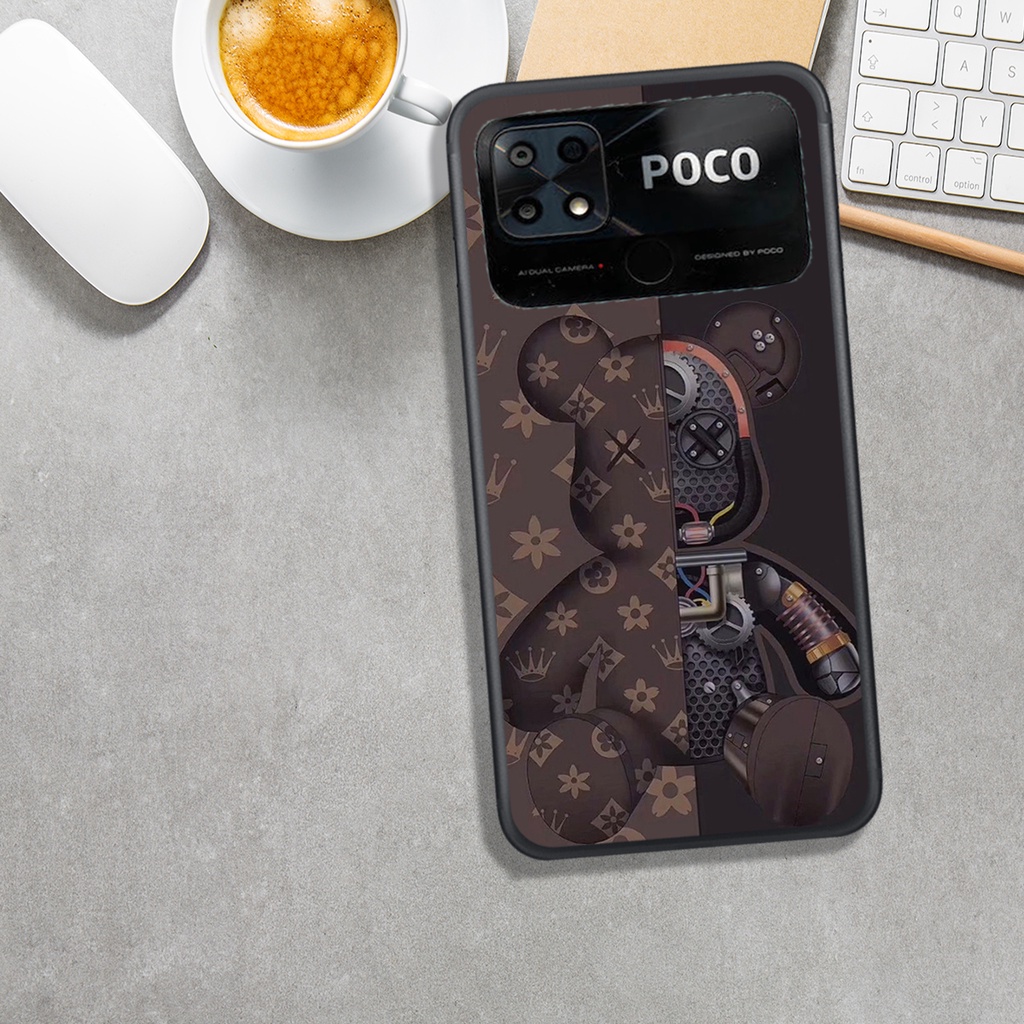 ỐP LƯNG XIAOMI POCO C40, IN HÌNH GẤU BRICK  ĐẸP, PHONG CÁCH.