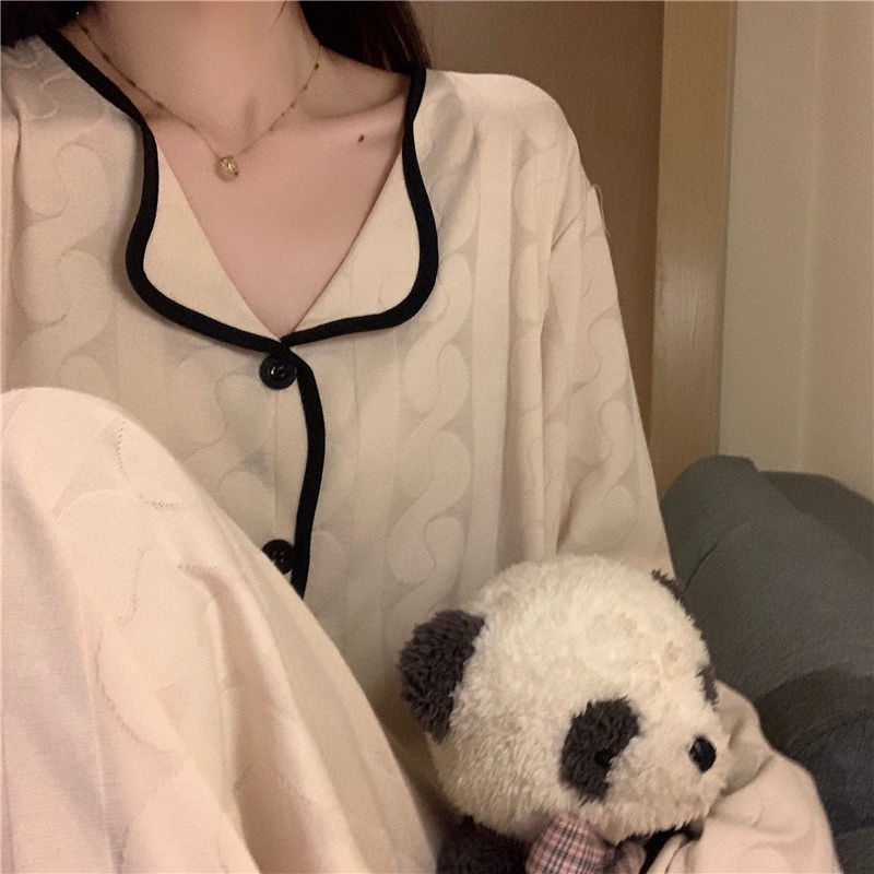 Bộ đồ ngủ dài tay họa tiết hoa phong cách thời trang Hàn Quốc cho nữ