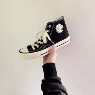 Giày hoa cúc cao cổ