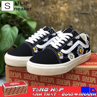 Giày thể thao hình hoa cúc đủ size