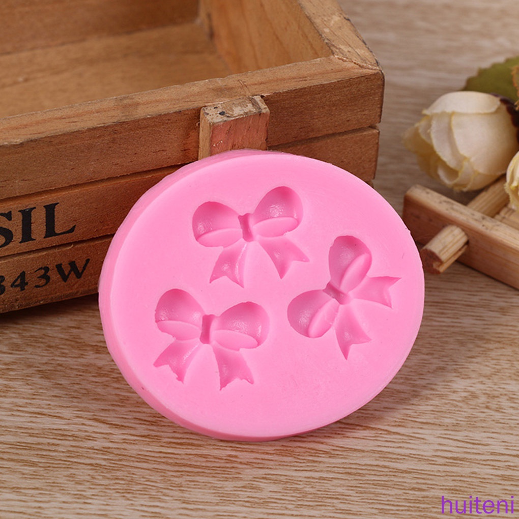 Khuôn silicone làm bánh hình nơ màu sắc ngẫu nhiên