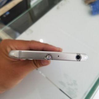 Điện thoại SHARP AQUOS XX3 506SH