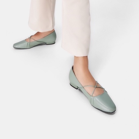 Giày Búp Bê Nữ Ballerina 3cm Thời Trang JUNO Mũi Nhọn Xếp Nhún Da Trơn BB03090