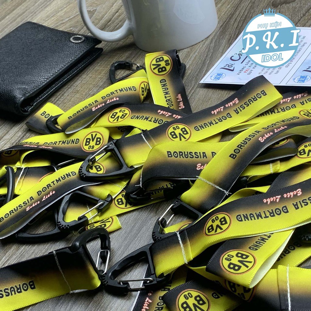 Xả Kho : Móc Khóa , Móc Treo Balo In Hình CLB Borussia Dortmund - Xả Kho Rẻ Nhất Shopee