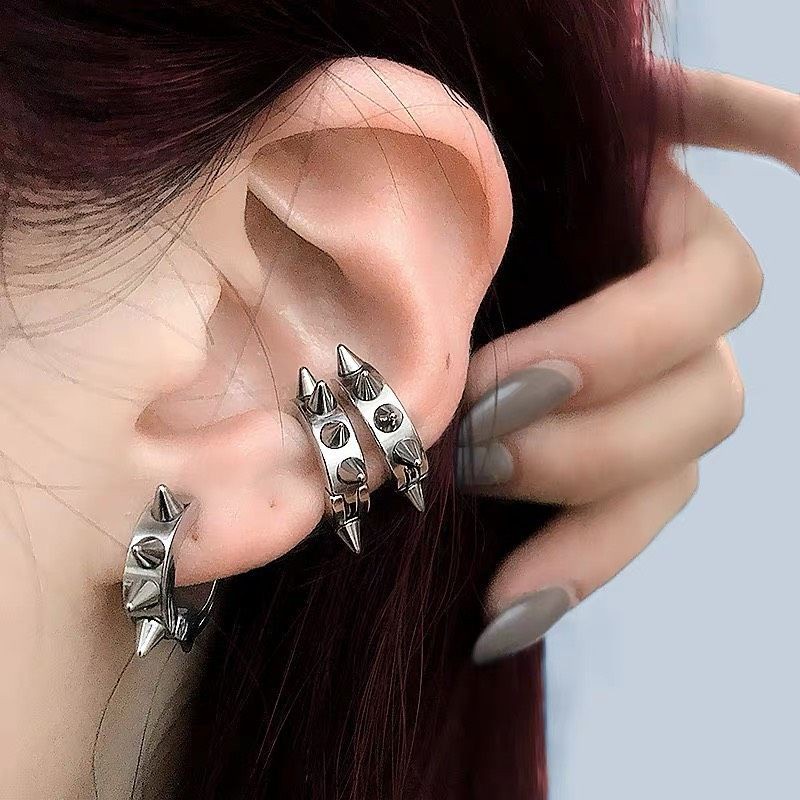 Khuyên Tai Unisex Không Cần Bấm Lỗ GIÁ 1 CHIẾC Tròn Đinh Tán Gai Nhọn Unisex Thép Titan Không Gỉ Phong Cách Punk Gothic