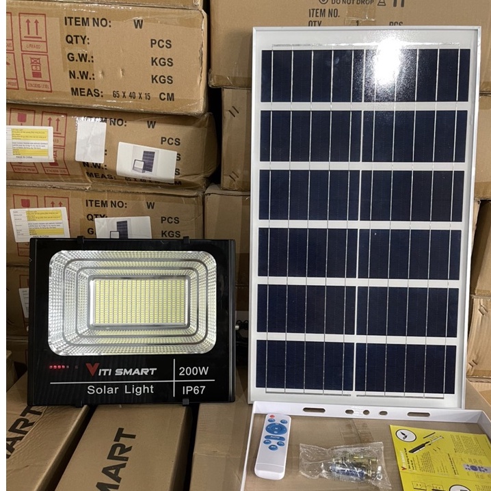 Đèn pha led năng lượng mặt trời công suất 200w chiếu sáng sân vườn , Đèn chiếu sáng ngoài trời Bảo Hành 2 năm