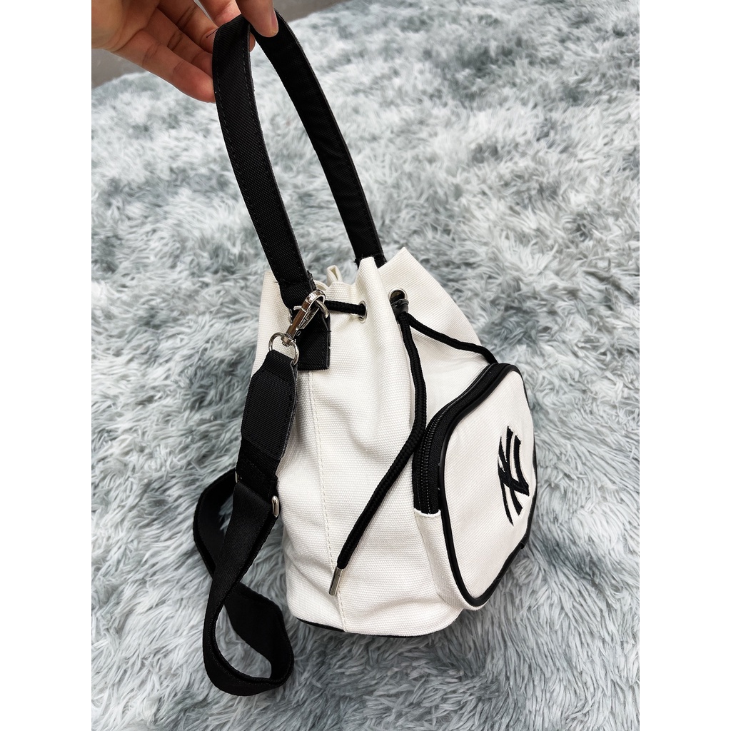 Túi Đeo Chéo NY Bucket Design Cream 🌸 Hàng Xuất Xịn 🌸