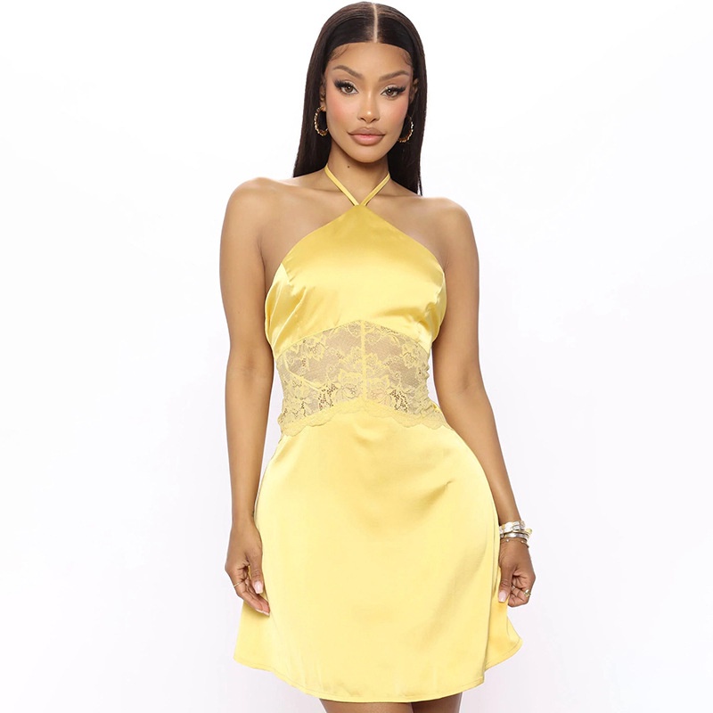 Đầm Sát Nách Hở Lưng Phối Ren Phong Cách Đường Phố Quyến Rũ