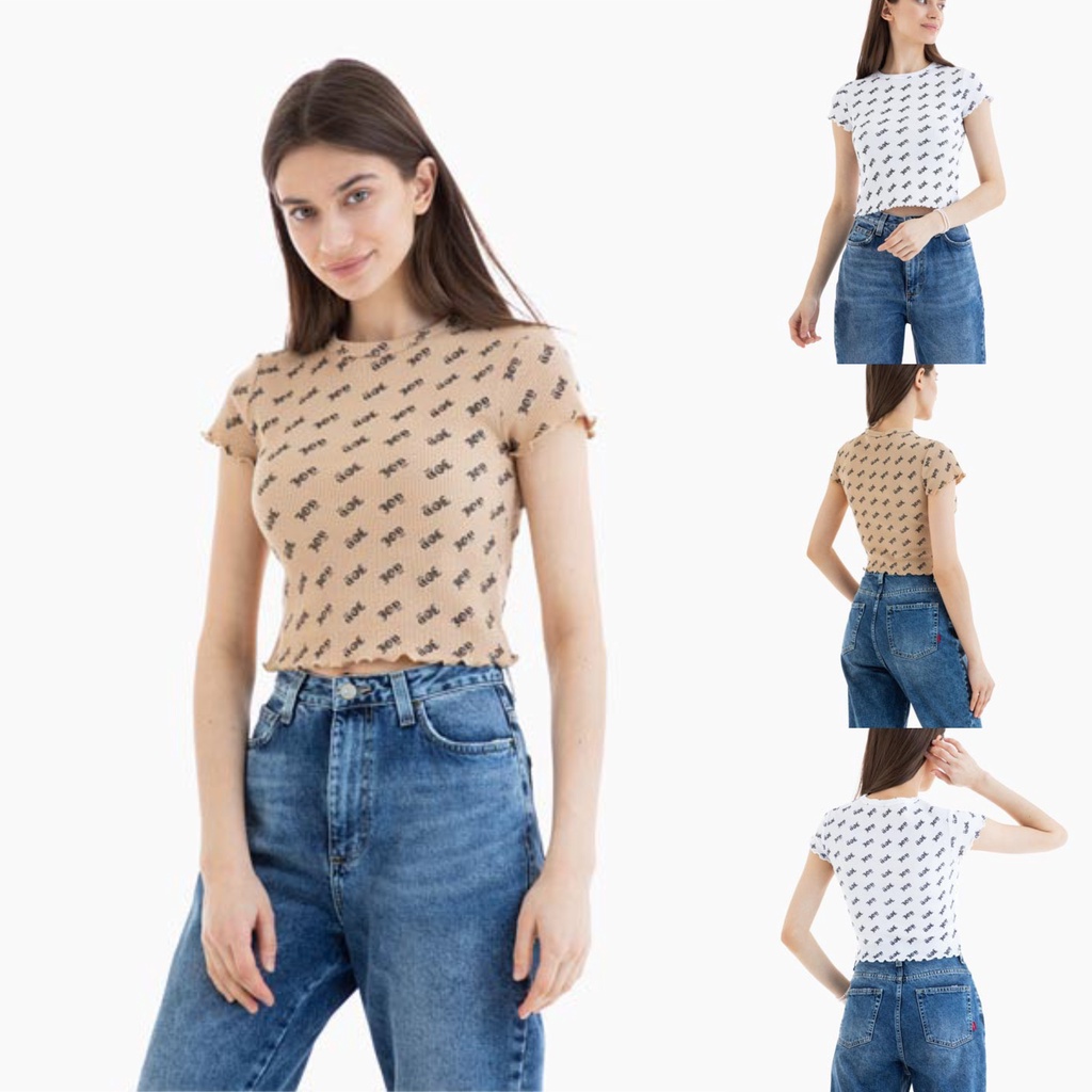 Áo nữ crop chất cotton hình chữ hàng xuất