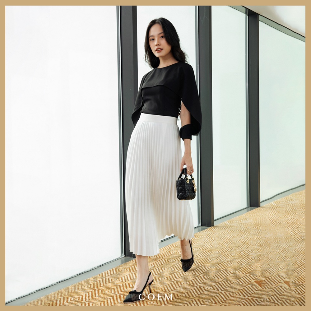 Áo Thun Nữ Tay Dài Kiểu Cut-out Ôm Body Chất Liệu Solid Cotton CO EM Màu Đen Tay Phồng Phong Cách Công Sở Siêu Quyến Rũ