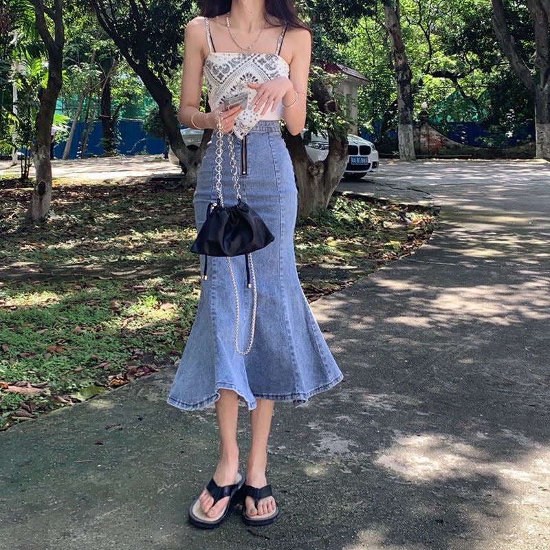 Chân váy dáng ôm đuôi 🐠 xẻ giữa hot hit new 2022🌸🌸