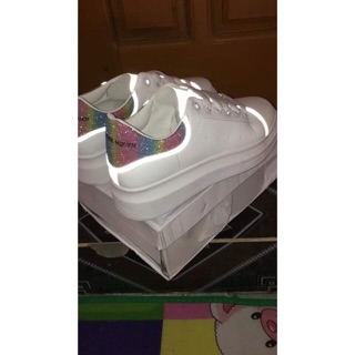 Giày sale 75k
