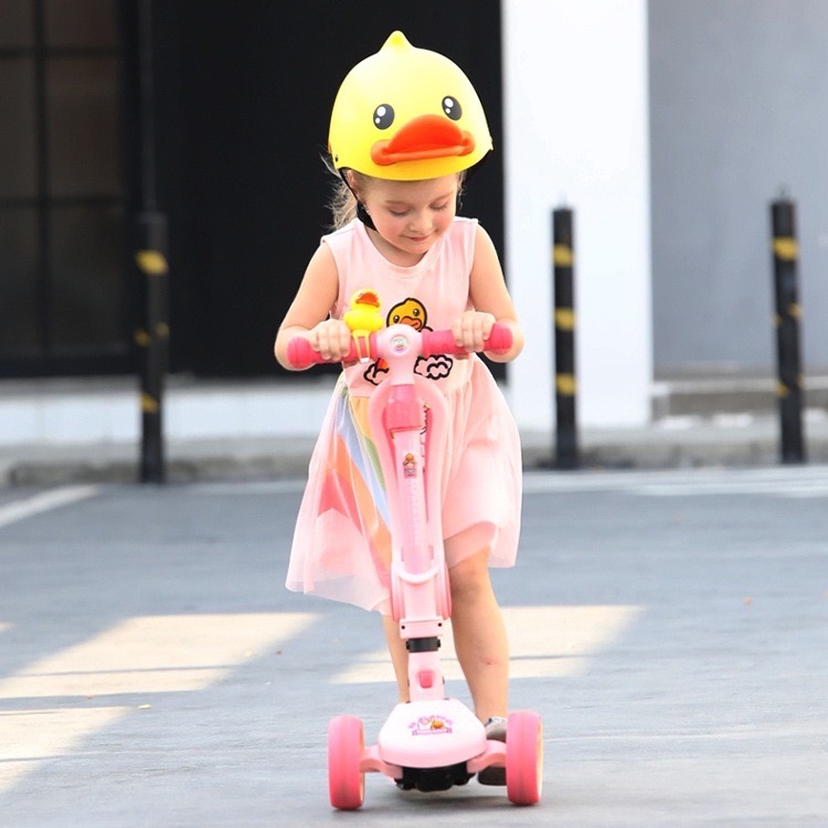 Mũ bảo hiểm cho bé hình con vịt đáng yêu, Nón bảo hiểm trẻ em chính hảng cao cấp. Dành Cho Bé Từ 2 tuổi Trở Lên