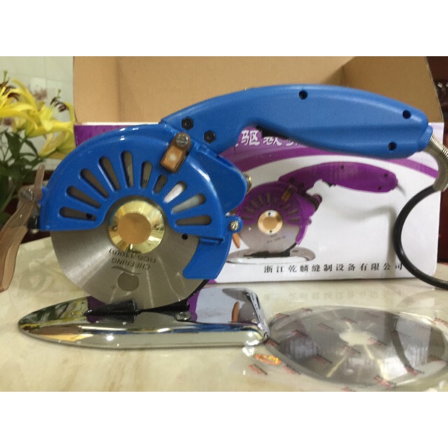 Máy cắt vải tiết kiệm điện ( size 100)