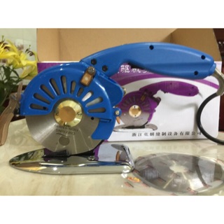 Máy cắt vải tiết kiệm điện ( size 100)