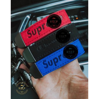 Móc khoá da lộn Supreme, Fendi, Champion thời trang