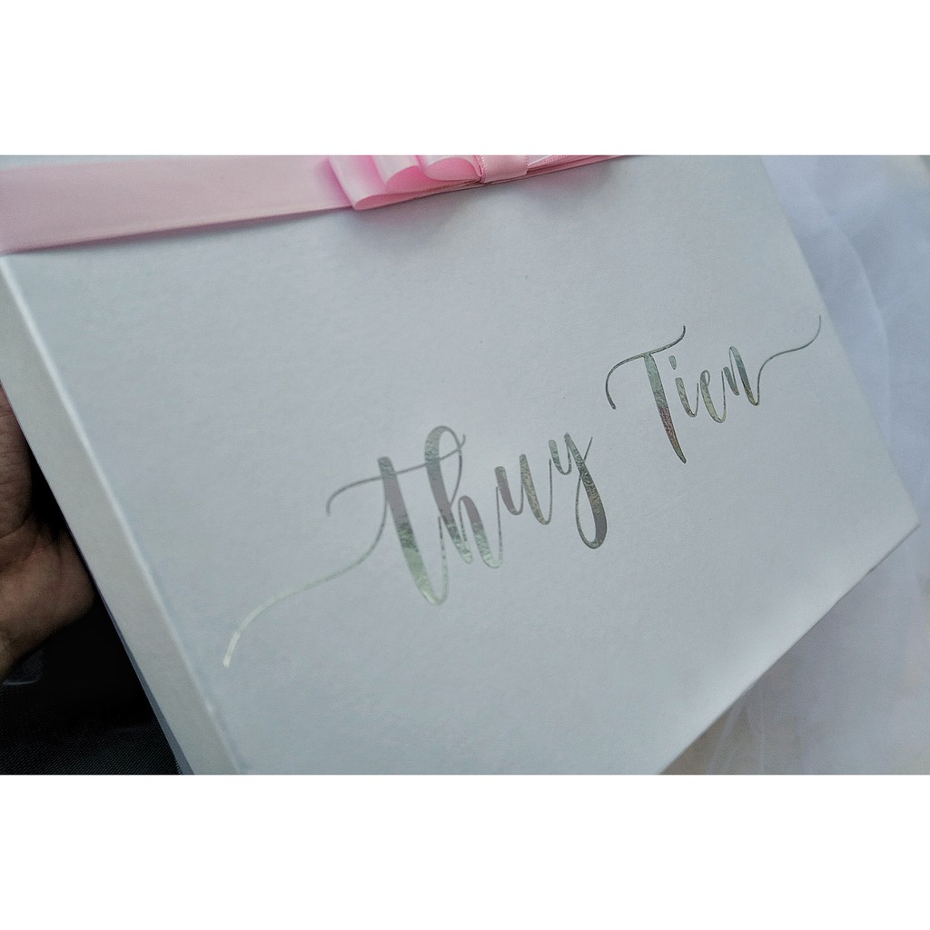 🎁[In theo yêu cầu]Hộp quà cao cấp In Tên Riêng (30x30x10cm) | BigBuy360 - bigbuy360.vn