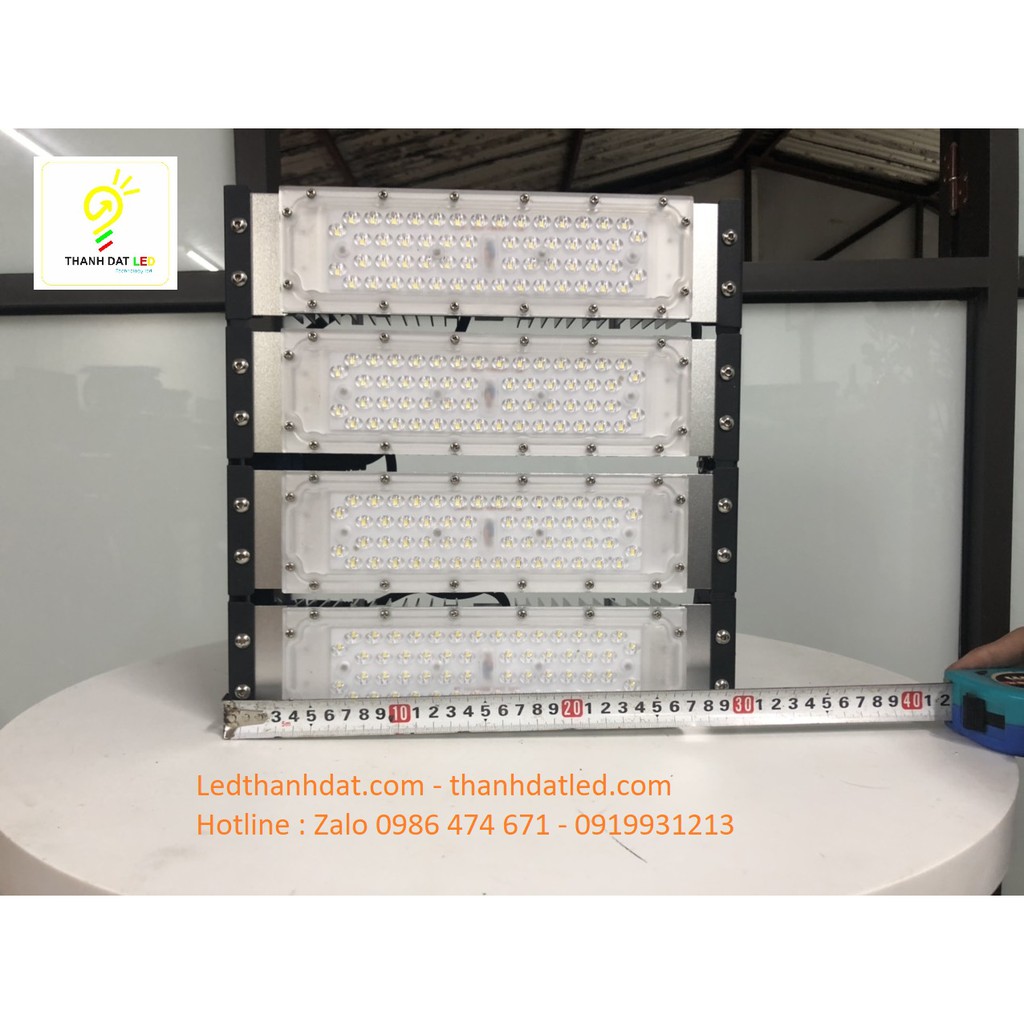 Đèn pha module sân thể thao 200w